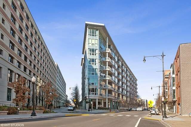 1st image of 845 N Kingsbury St #Gu50