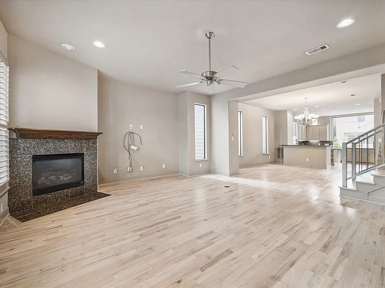 5217 Lillian St — Photo 19