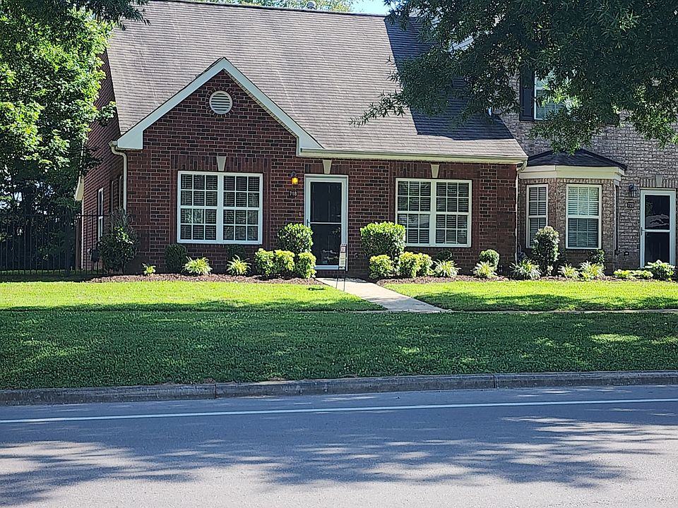 1st image of 718 Del Rio Pike #718