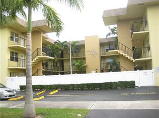 714 NE 10th St APT 107, Hallandale Beach, FL 33009