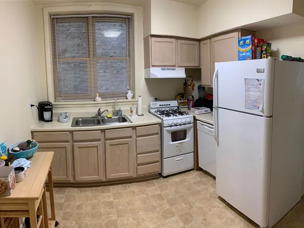2Bedroom DePaul University Campus PetsWelcome, 1933 N Sheffield Ave #86f1ce017, Chicago, IL 60614