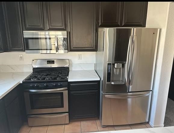 1st image of 1003 S Stresa Way