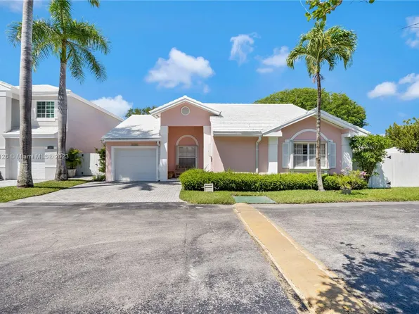 11251 SW 64th Ln, Miami, FL 33173