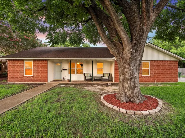 112 Texas Ave, Hewitt, TX 76643