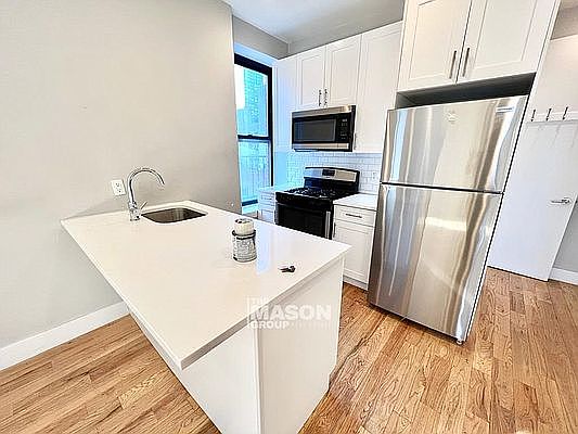 2nd image of 339 E 95th St APT 5E