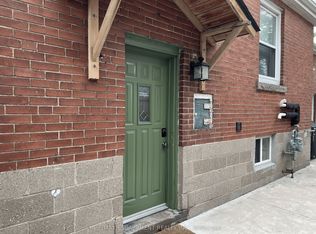 4 Sunning Hill Ave, Hamilton, ON L8T 4Z1