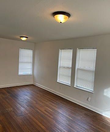 5th image of 519 Walton Ave