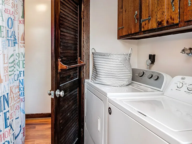 Laundry Room Cabinet