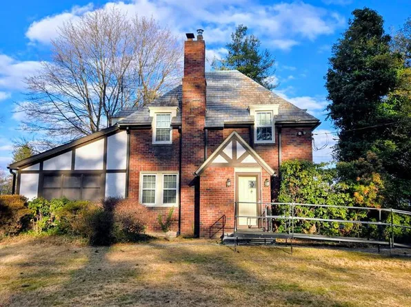 215 Red Lion Rd, Huntingdon Valley, PA 19006