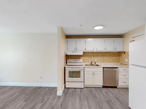 25 Myrtle St #5, Malden, MA 02148