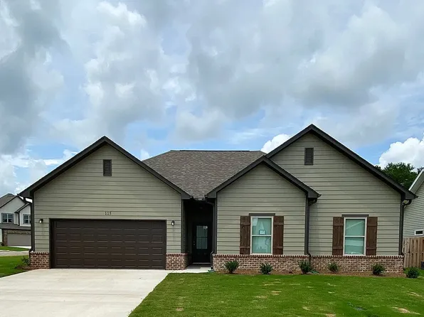 115 Ballington Way, Clanton, AL 35045