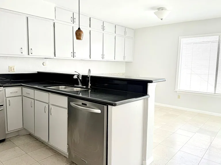 11633 Village Place Dr #181 — Photo 6