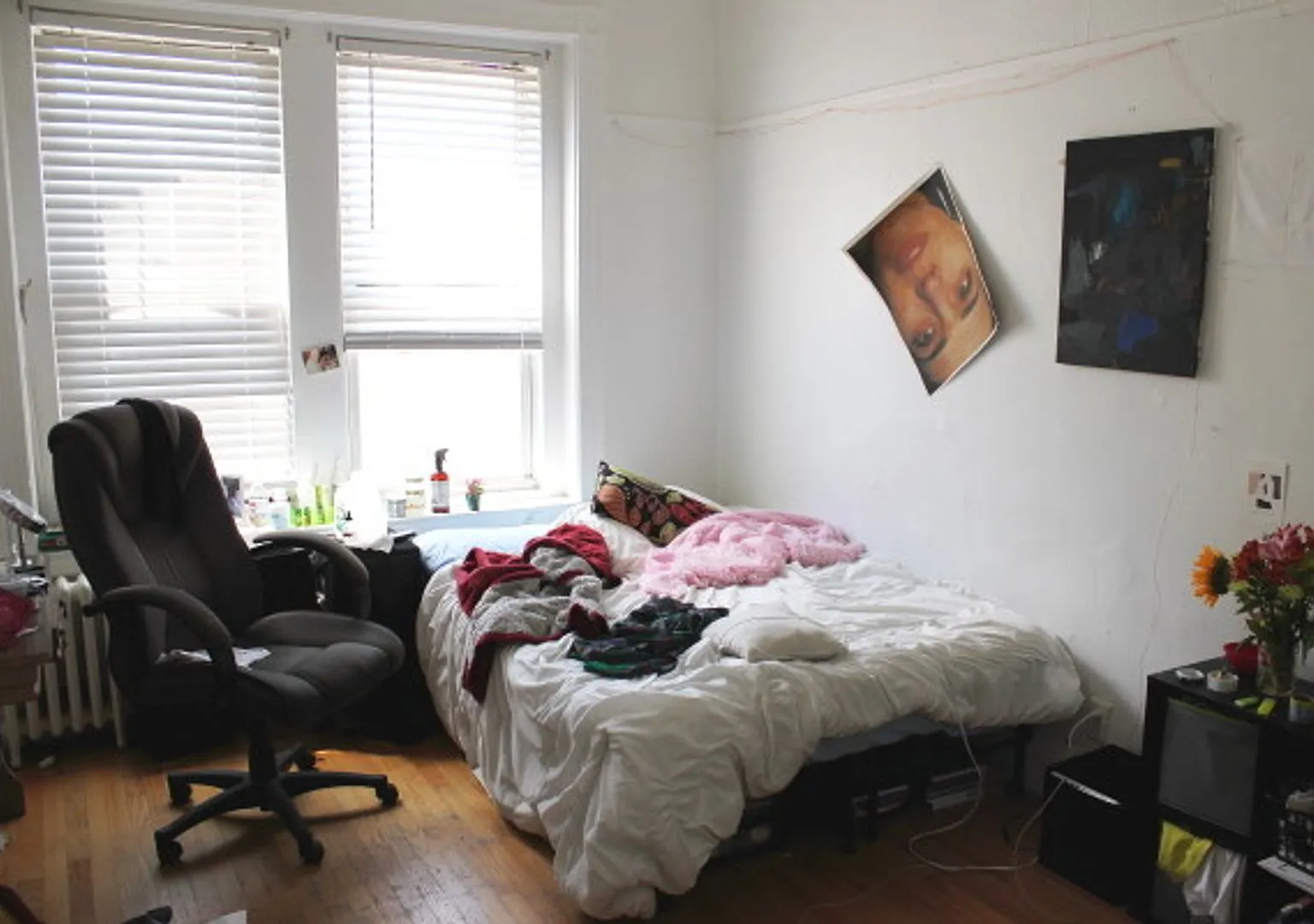 Check out this well priced 5 bed 2 bath in Allston.... — Photo 4