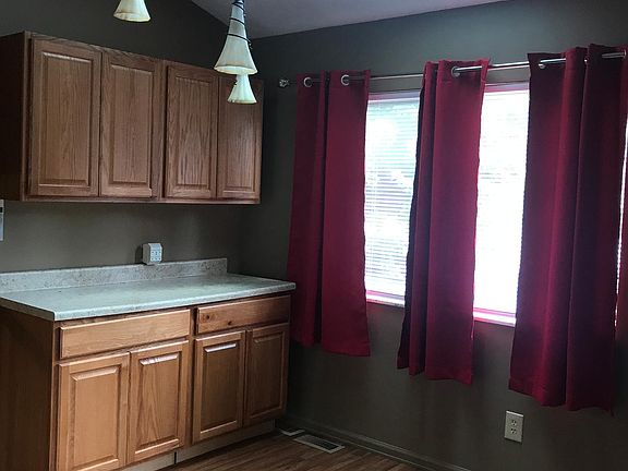 4th image of 2422 Deveron Ln