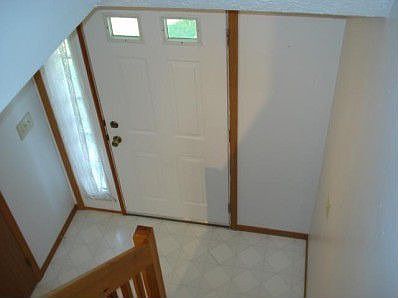 5th image of 440 Oak Meadow Dr