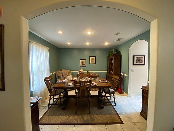 3rd image of 356 SW Miracle Ct