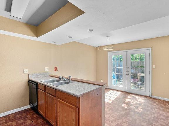 4th image of 6411 Chimney Creek Cir #B-2