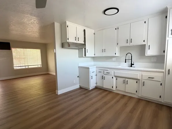 5261 Huntington Dr. N, 5261 Huntington Dr N APT 5, Los Angeles, CA 90032