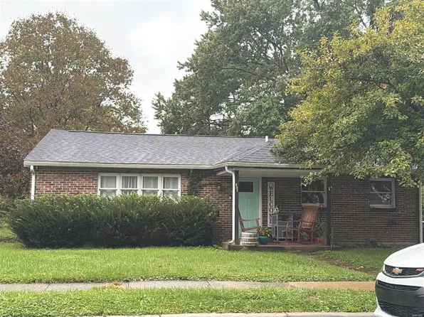 897 E 2nd St, Xenia, OH 45385
