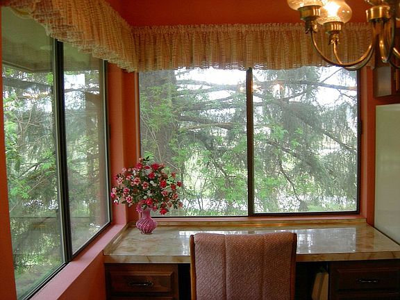 Breakfast Nook with VIEW