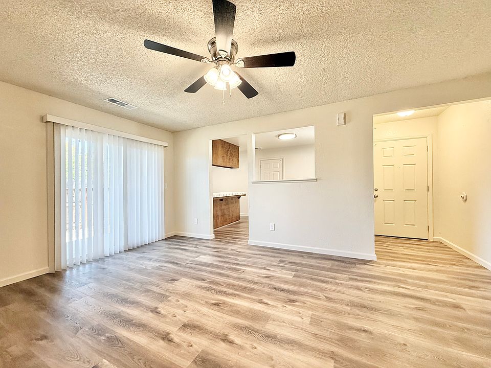 1st image of 917 Whitemarsh Way
