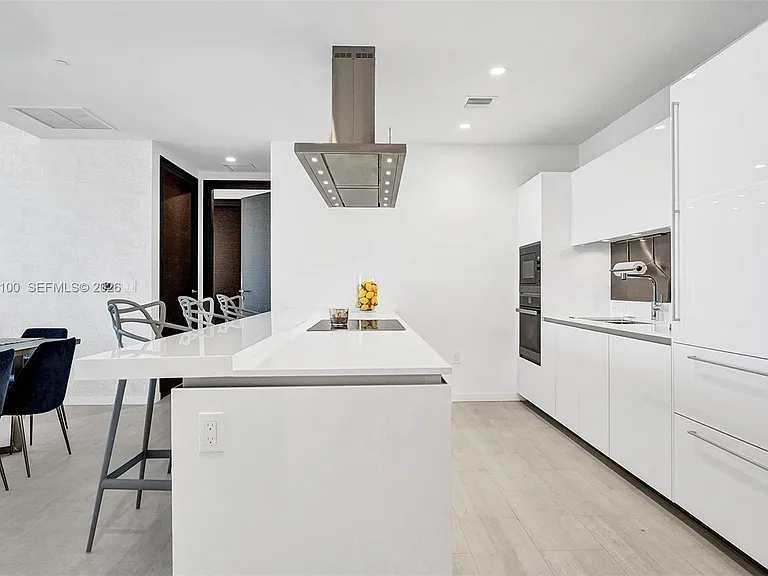 1000 Brickell Plz #Penthouse 5106 — Photo 25