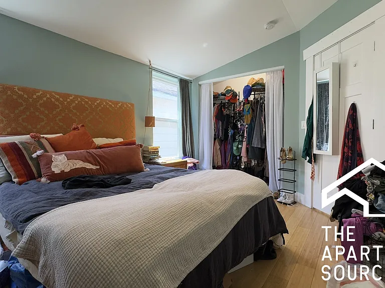 1735 N Fairfield Ave #2 — Photo 16