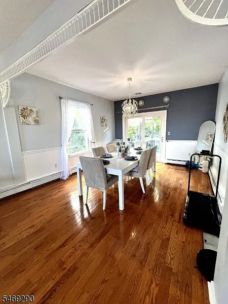 4 bed, 2.0 bath, $3,500 — Photo 4