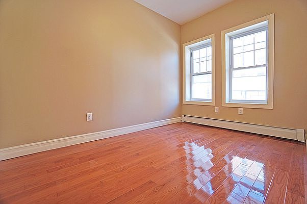 2nd image of 130 E 107th St #1F