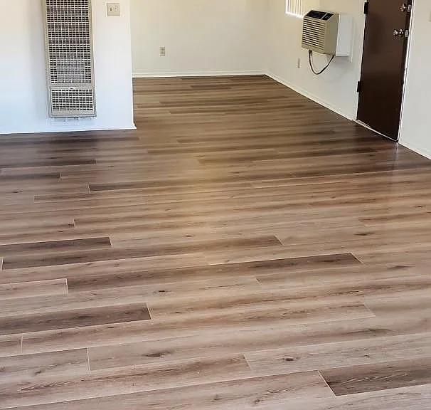 4916 Rosewood Ave — Photo 3