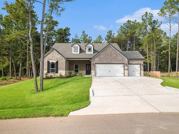 8 Cattle Dr, Bay City, TX 77414