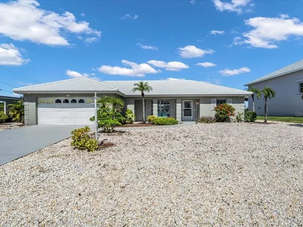 3816 Royal Palm Dr, Bradenton, FL 34210