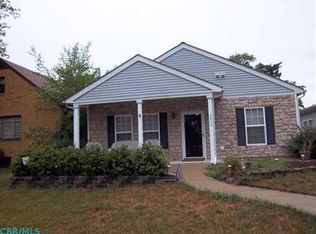 2942 Wicklow Rd, Columbus, OH 43204