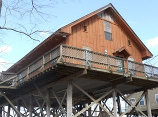 2037 Pecan Grove Rd, Woodville, MS 39669