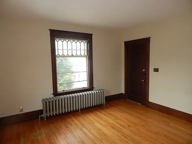 169 College St #6 — Photo 16