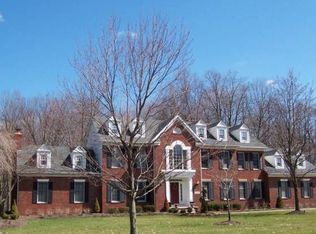 6219 Paderborne Dr, Hudson, OH