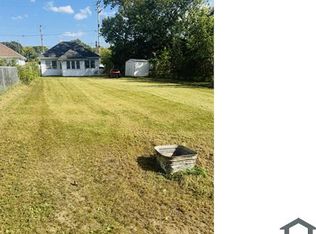 4052 N 20th St, Milwaukee, WI 53209