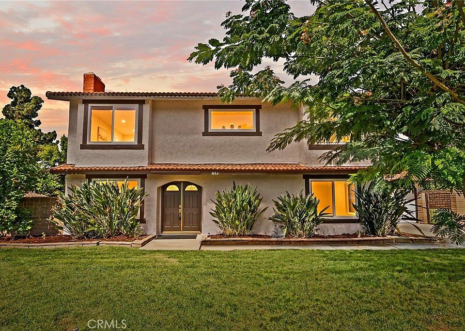 1st image of 1613 Erin Ave