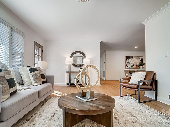 5th image of 1119 Pierson Dr