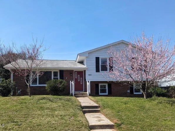 1401 N King Charles Rd, Raleigh, NC 27610