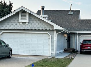 15324 R St, Omaha, NE 68137