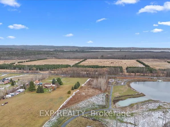 1355 March Valley Rd, Ottawa, ON K2K 3K3
