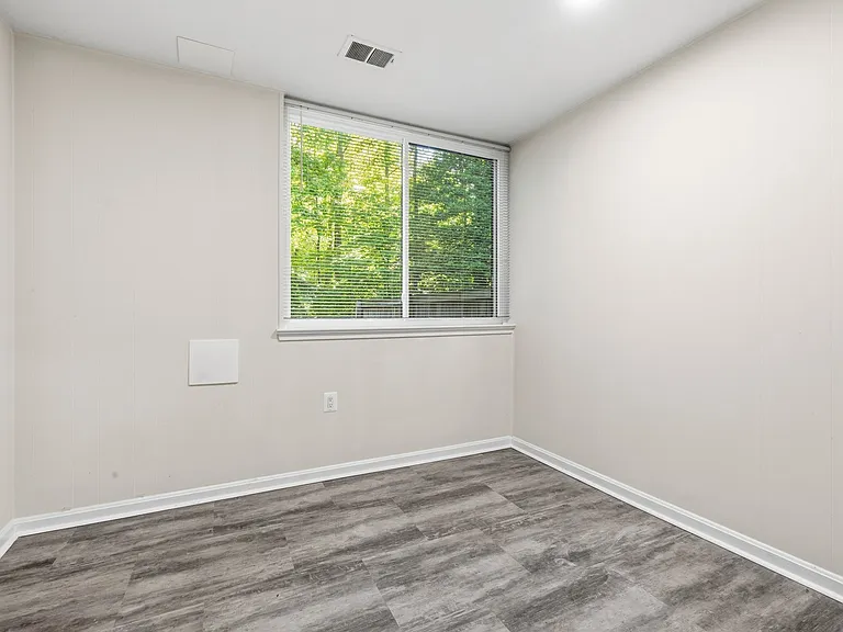 10841 Deborah Dr — Photo 23