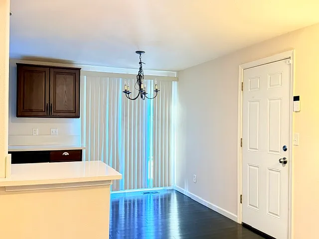 20628 NE 75th Pl — Photo 11