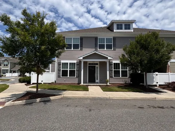 1303 Tides Edge Ct, Hampton, VA 23666
