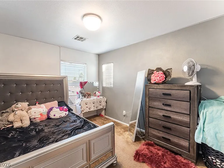 4217 Walnut Glen Dr — Photo 3