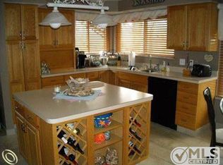 5155 Greenview Dr, Clarkston, MI 48348