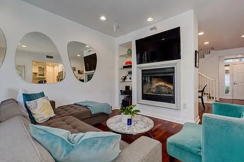 5831 Seawalk Dr #131 — Photo 2