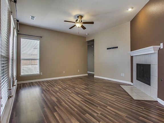 4th image of 5036 Wild Oats Dr