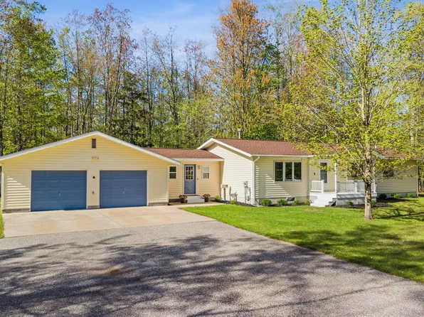1454 Sand Rd, Cheboygan, MI 49721